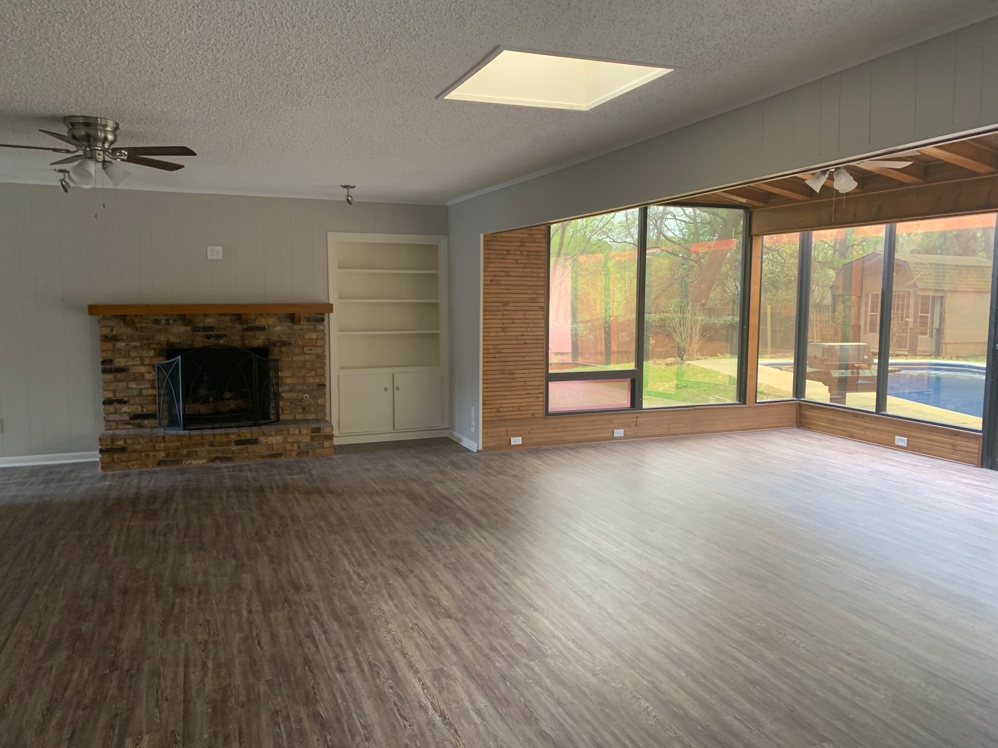 Flooring & Tile